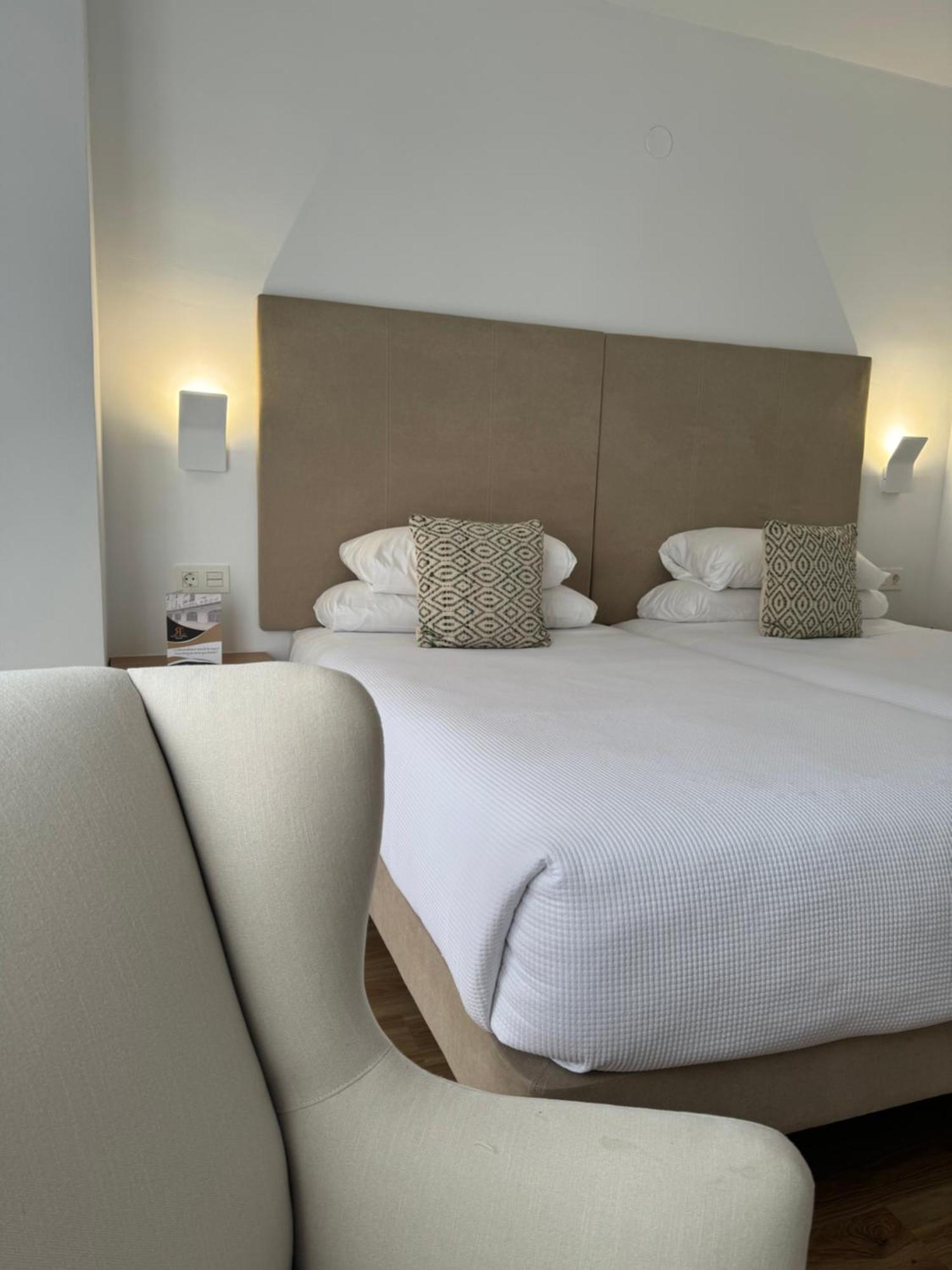 Hotel Rl Anibal Линарес Экстерьер фото